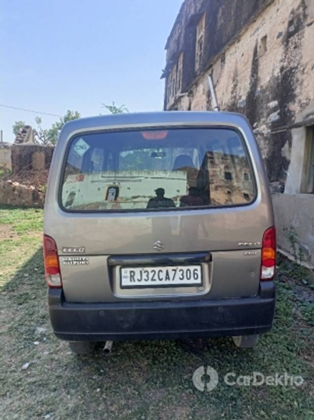 https://stimg2.cardekho.com/images/usedcarimages/large/3-2023/3661507/IMG20230312104403.jpg?imwidth=6402