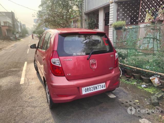 https://stimg2.cardekho.com/images/usedcarimages/large/3-2023/3664678/IMG20230308072630.jpg?imwidth=6402