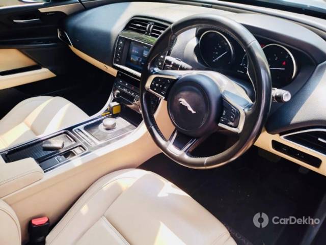 https://stimg2.cardekho.com/images/usedcarimages/large/3-2023/3665654/IMG-20230309-WA0001.jpg?imwidth=6402