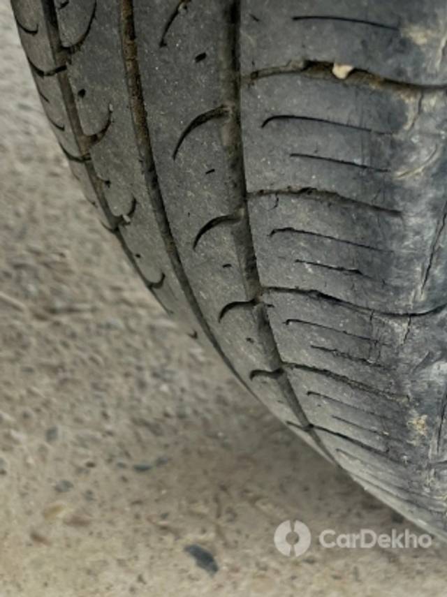 https://stimg2.cardekho.com/images/usedcarimages/large/3-2023/3666018/IMG_20230329_160522_263.jpg?imwidth=6402