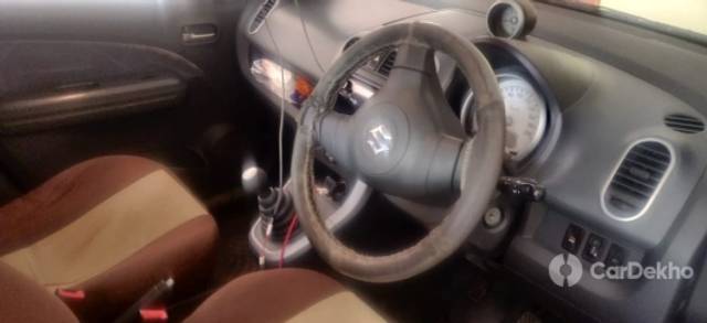 https://stimg2.cardekho.com/images/usedcarimages/large/3-2023/3666199/WhatsAppImage2023-03-26at11.59.51(1).jpg?imwidth=6402