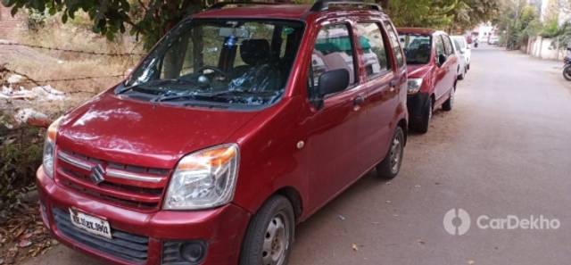 https://stimg2.cardekho.com/images/usedcarimages/large/4-2022/3365833/IMG-20200216-WA0002.jpg?imwidth=6400