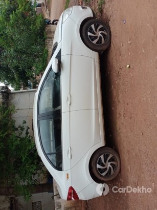 Tata Zest Quadrajet 1.3 75PS XM Tata Zest Quadrajet 1.3 75PS XM