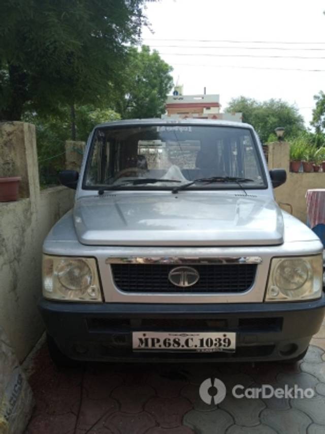 https://stimg2.cardekho.com/images/usedcarimages/large/5-2022/3379673/IMG-20220507-WA0008.jpg?imwidth=6400