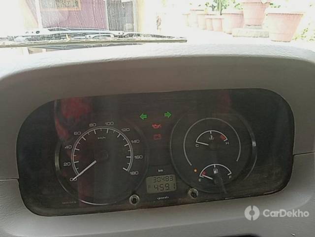 https://stimg2.cardekho.com/images/usedcarimages/large/5-2022/3379673/IMG-20220507-WA0019.jpg?imwidth=6401