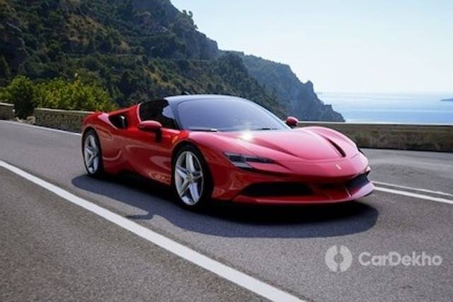 https://stimg2.cardekho.com/images/usedcarimages/large/5-2022/3381772/front-left-side-47.jpg?imwidth=6401
