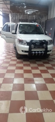 Tata Safari Storme EX Tata Safari Storme EX