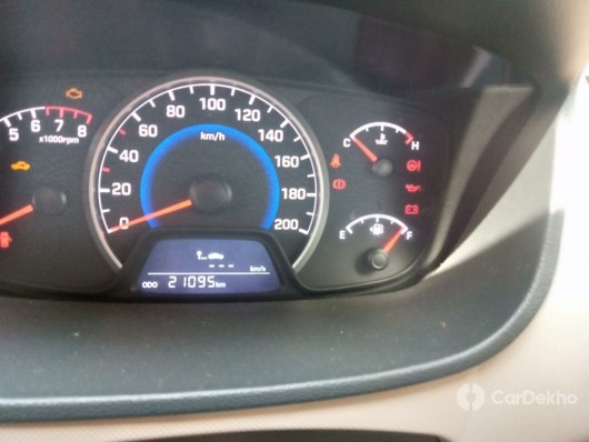 Hyundai Grand i10 1.2 Kappa Sportz BSIV Hyundai Grand i10 1.2 Kappa Sportz BSIV