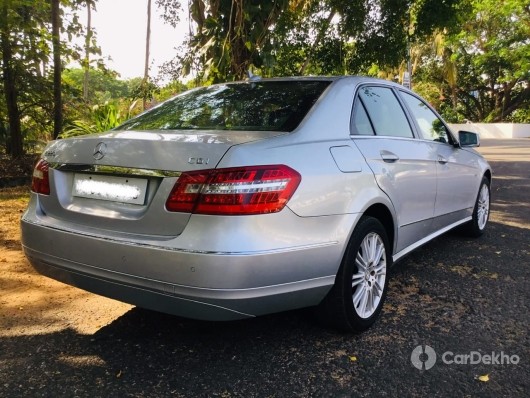 Mercedes-Benz E-Class Elegance 220 CDI Mercedes-Benz E-Class Elegance 220 CDI