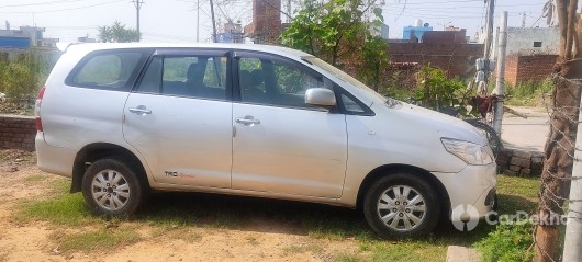 Toyota Innova 2.5 V Diesel 7-seater Toyota Innova 2.5 V Diesel 7-seater
