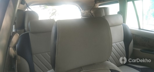 Toyota Innova 2.5 G4 Diesel 8-seater Toyota Innova 2.5 G4 Diesel 8-seater