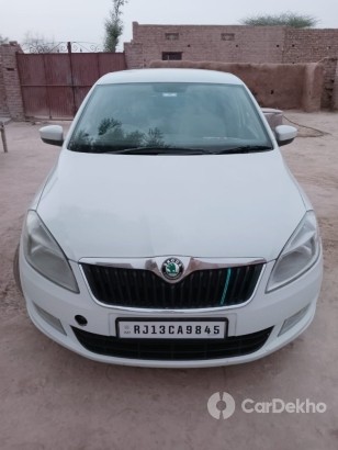 Skoda Rapid Leisure 1.6 MPI MT Skoda Rapid Leisure 1.6 MPI MT