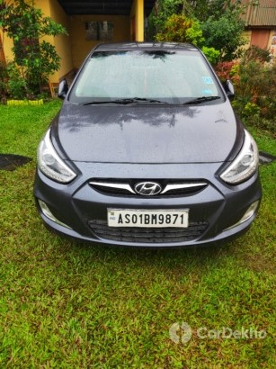 Hyundai Verna 1.6 SX CRDI (O) AT Hyundai Verna 1.6 SX CRDI (O) AT