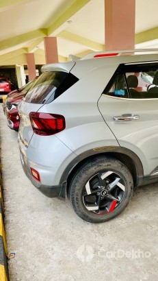 Hyundai Venue SX Plus Turbo DCT BSIV Hyundai Venue SX Plus Turbo DCT BSIV