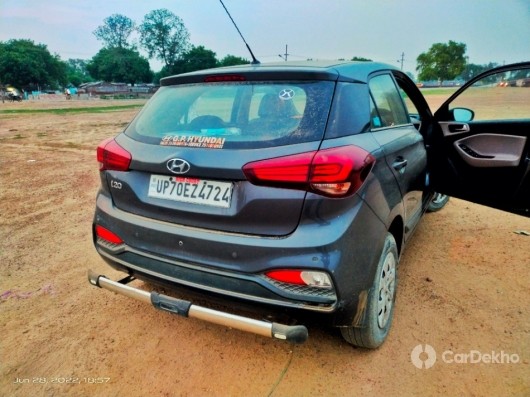 Hyundai i20 Magna Plus BSIV Hyundai i20 Magna Plus BSIV