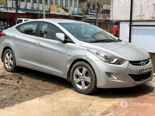 Hyundai Elantra SX AT Hyundai Elantra SX AT