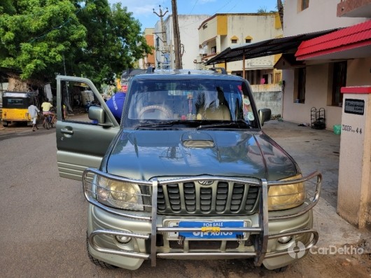 Mahindra Scorpio SLX 2.6 Turbo 8 Str Mahindra Scorpio SLX 2.6 Turbo 8 Str