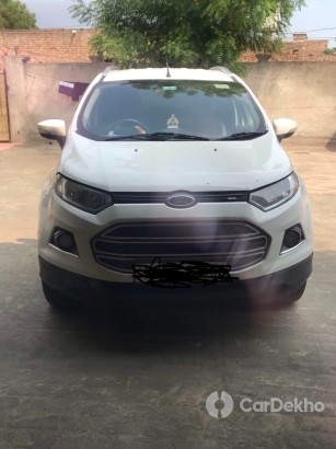 Ford Ecosport 1.5 DV5 MT Titanium Optional Ford Ecosport 1.5 DV5 MT Titanium Optional