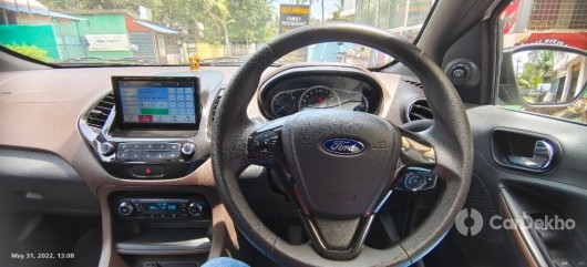 Ford Freestyle Titanium Petrol BSIV Ford Freestyle Titanium Petrol BSIV
