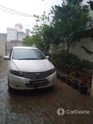 Honda City 1.5 V MT Honda City 1.5 V MT