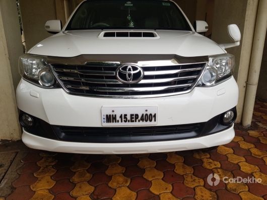 Toyota Fortuner 4x2 Manual