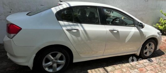 Honda City 1.5 V MT Honda City 1.5 V MT