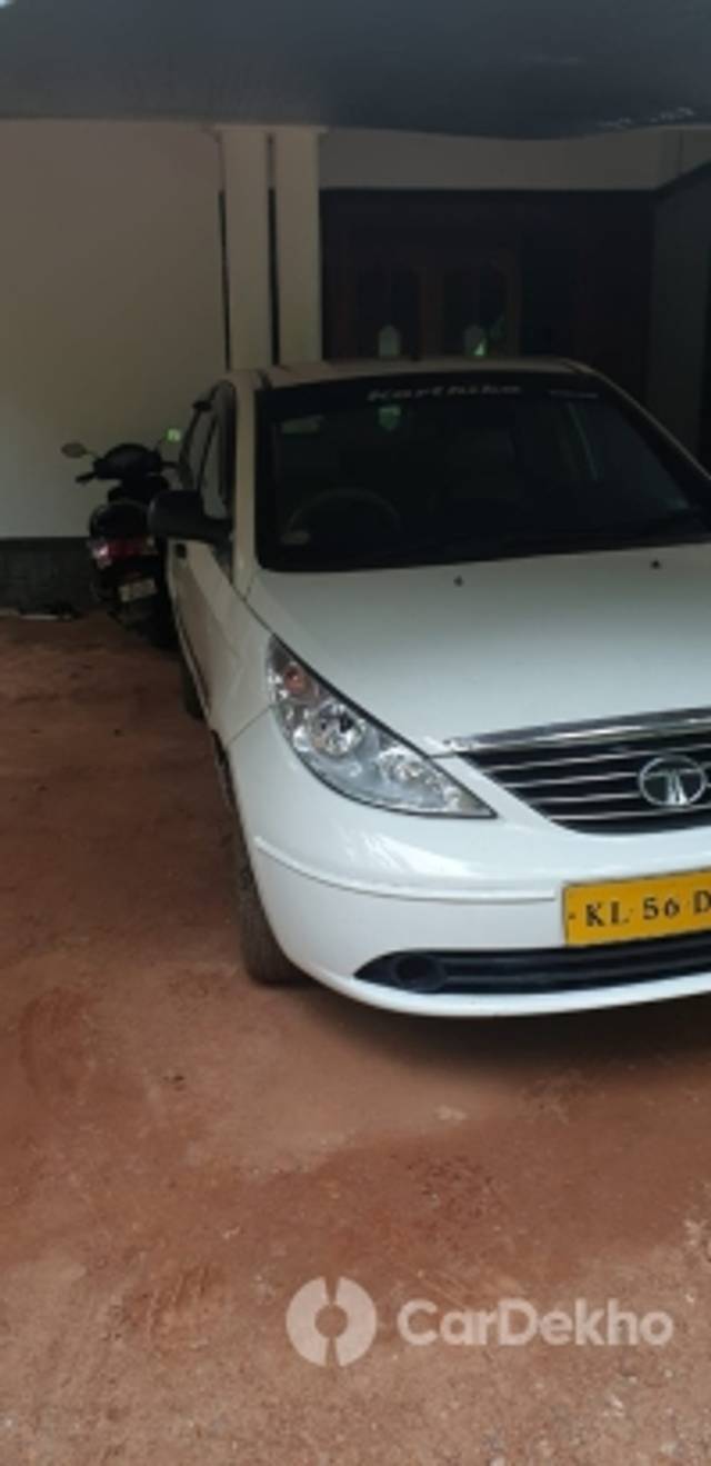 https://stimg2.cardekho.com/images/usedcarimages/large/8-2022/3457652/IMG-20220502-WA0014.jpg?imwidth=6402
