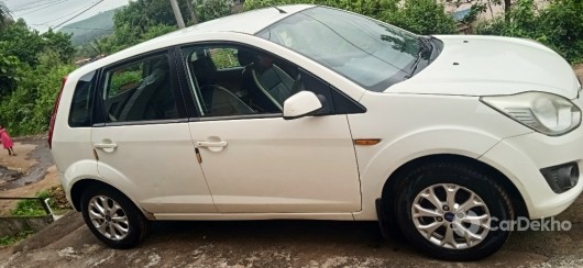 Ford Figo Petrol Titanium Ford Figo Petrol Titanium