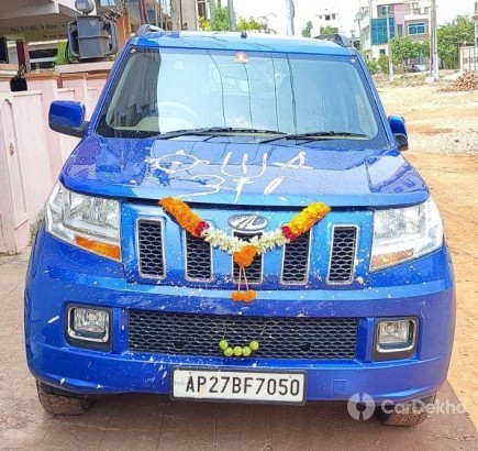 Mahindra TUV 300 T8 Mahindra TUV 300 T8
