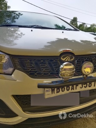 Mahindra Marazzo M2 8Str BSIV Mahindra Marazzo M2 8Str BSIV
