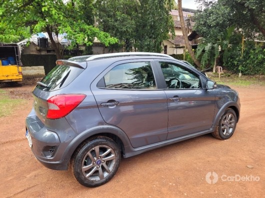 Ford Freestyle Titanium Diesel BSIV Ford Freestyle Titanium Diesel BSIV