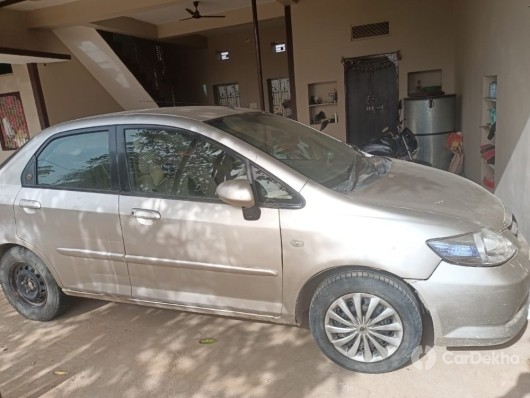 Honda City 1.5 E MT Honda City 1.5 E MT