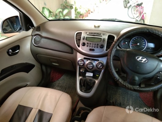Hyundai i10 Sportz Hyundai i10 Sportz