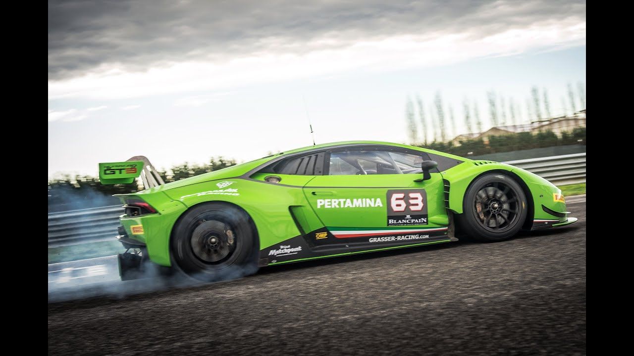 Lamborghini Huracan GT3 driven flat out on track - EXCLUSIVE