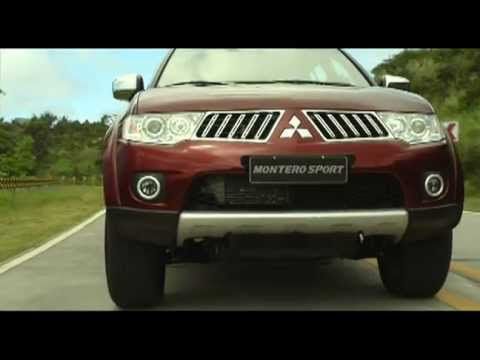 Mitsubishi Montero Races Away