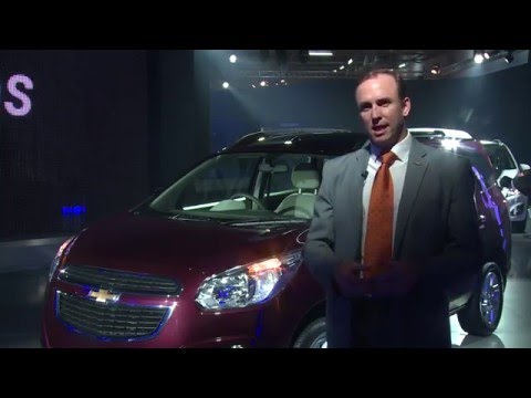 Mark Harland Revealing Chevrolet Spin at Auto Expo 2016