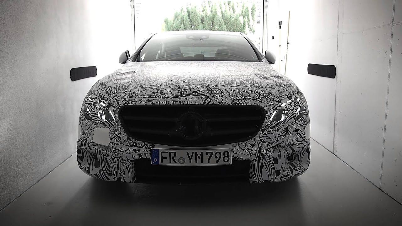 2016 Mercedes-Benz E-Class - Mercedes showcases remote parking